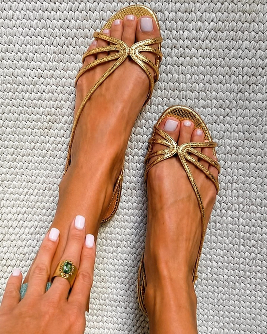 Ginebra | Sandalias Doradas Elegancia de Verano